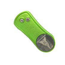 Load image into Gallery viewer, green_curved