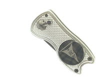 Load image into Gallery viewer, silver_fang