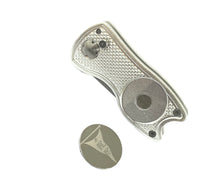 Load image into Gallery viewer, silver_fang