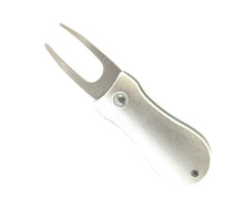 Load image into Gallery viewer, silver_undulate